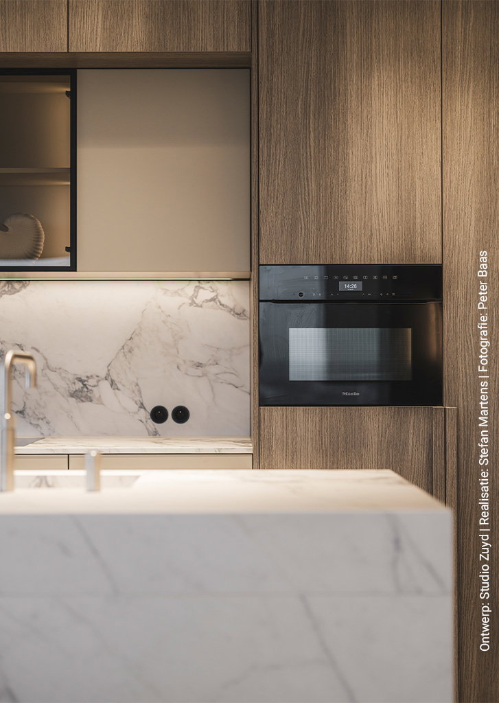 Keukenkasten uitgevoerd in grijze houtlook S183 Quercia 