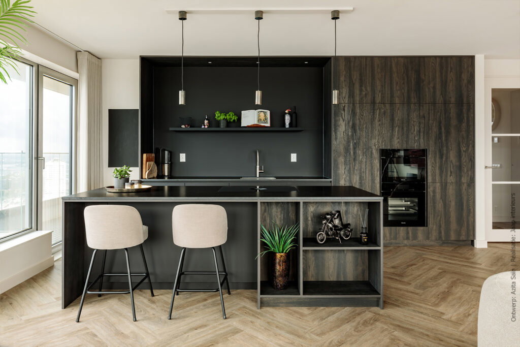 Keuken uitgevoerd in S171 Bruciato