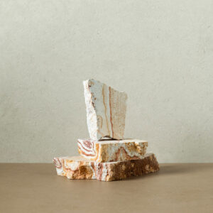 Inspiratieafbeelding FD10 Taranta van Cleaf, decoratief plaatmateriaal met zandkleurige natuursteenstructuur