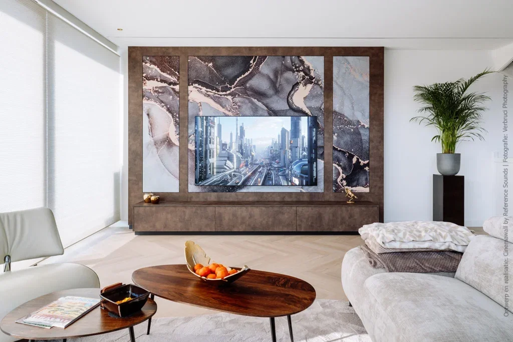 Leer en kunst in een strakke cinemawall