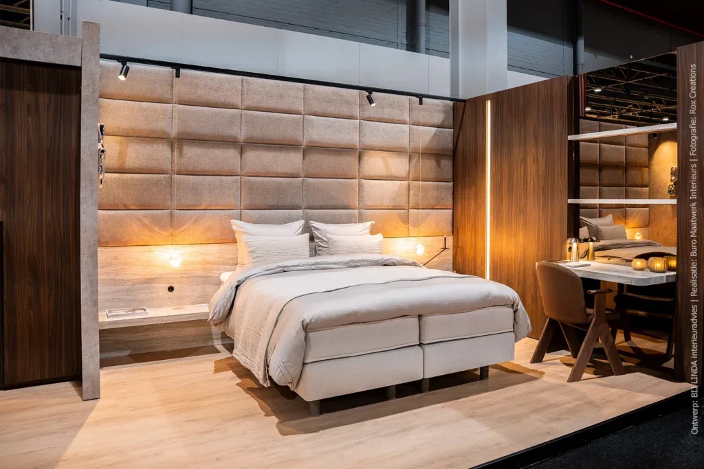 Warm walnootdesign als blikvanger op Beurs Eigen Huis in NL
